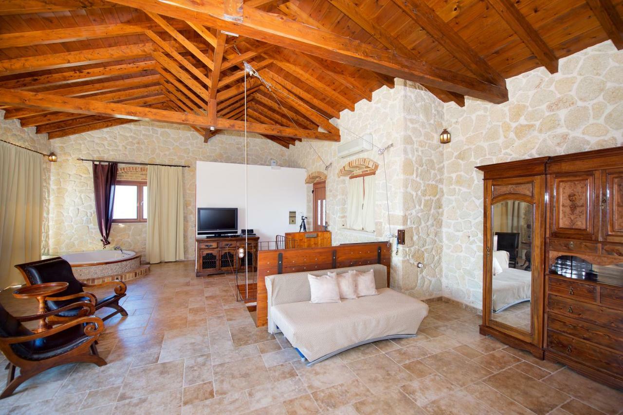 Villa Petrino Halikounas Exterior foto